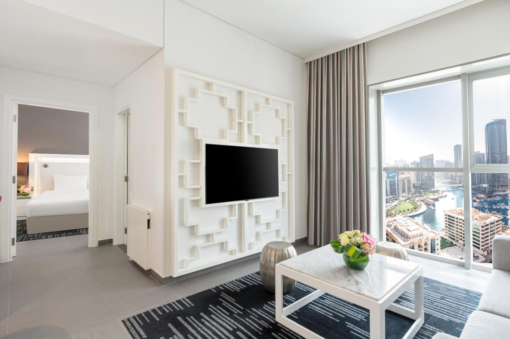 Hotel The First Collection Marina 4*