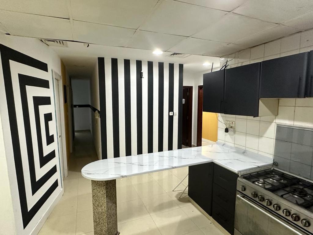 Restful Partition Near Mashreq Metro *