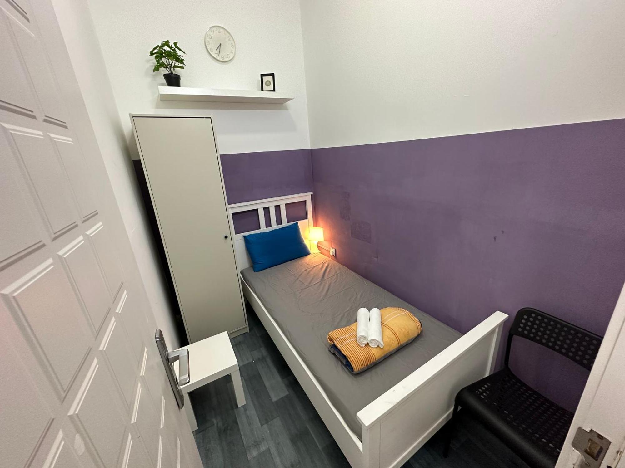 Restful Partition Near Mashreq Metro Dubai