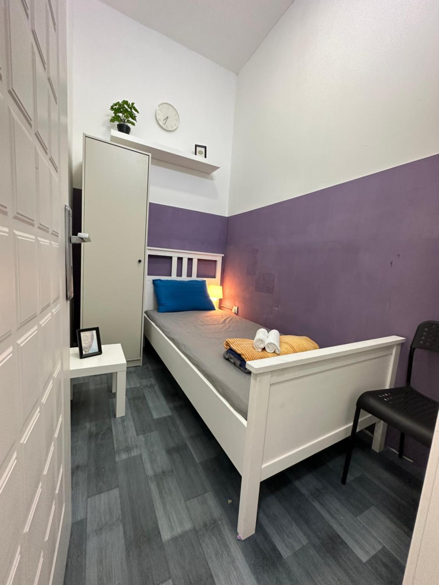 Homestay Restful Partition Near Mashreq Metro