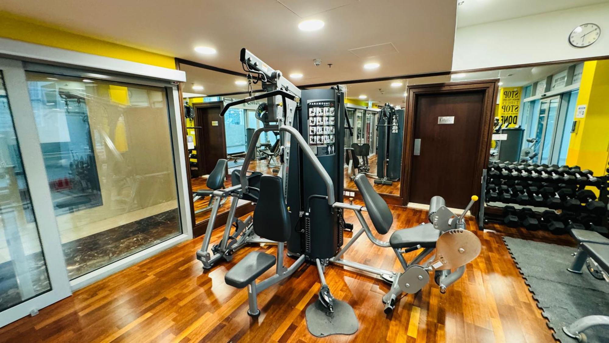Stylish Fairview In Business Bay Canal View Marasi Drive Apartment *
