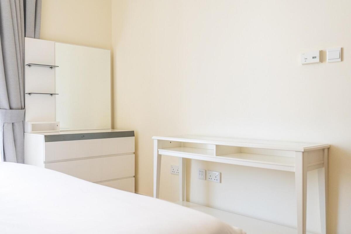 Delightful 1-bedroom Retreat At Burj Views In Downtown *