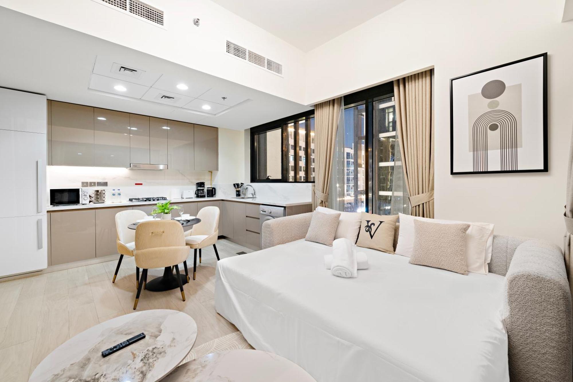 Modern 1br With Boulevard View L 10mn To Downtown * Dubai