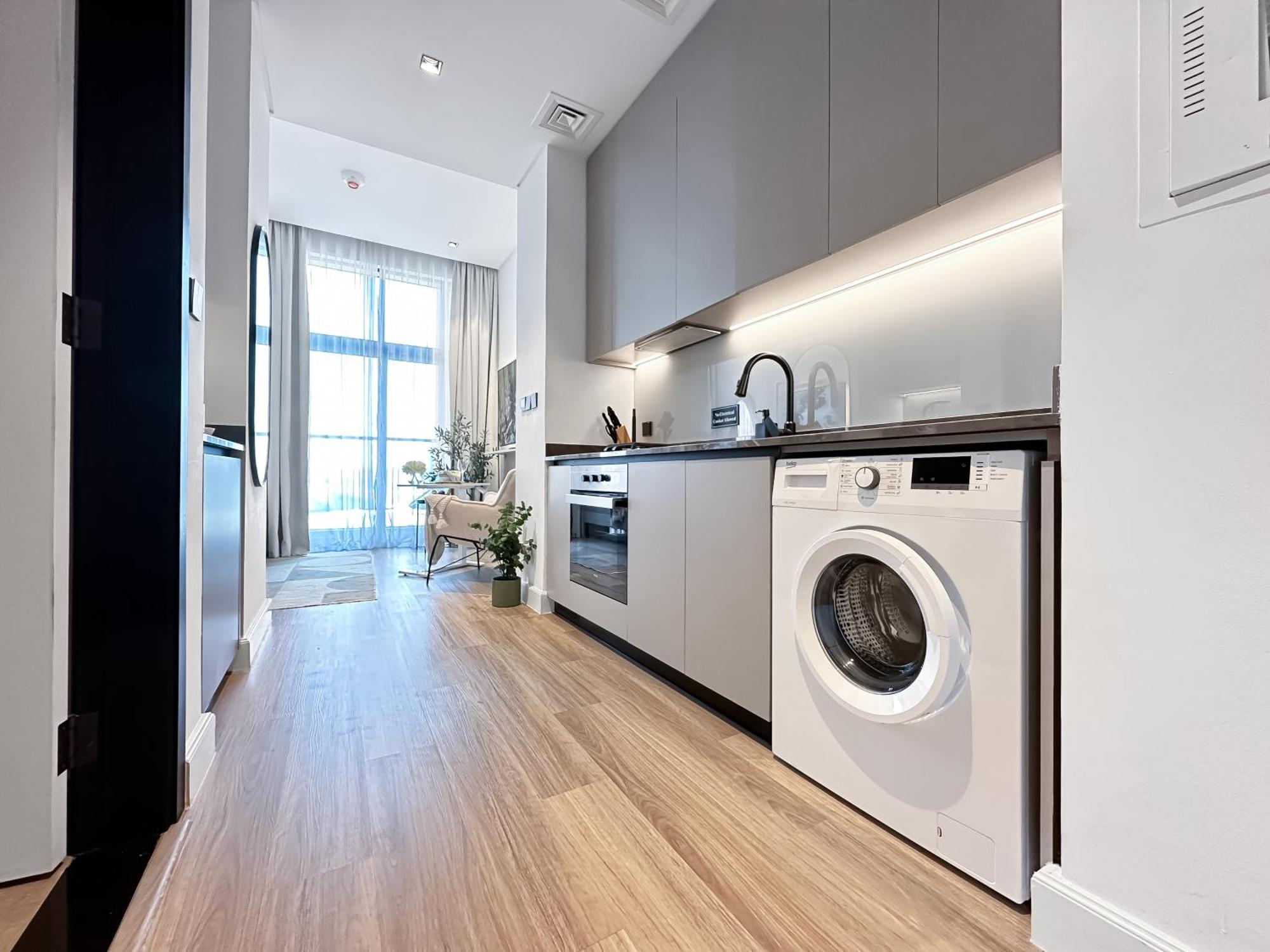 Apartment Modern Marvel In Business Bay Dubai