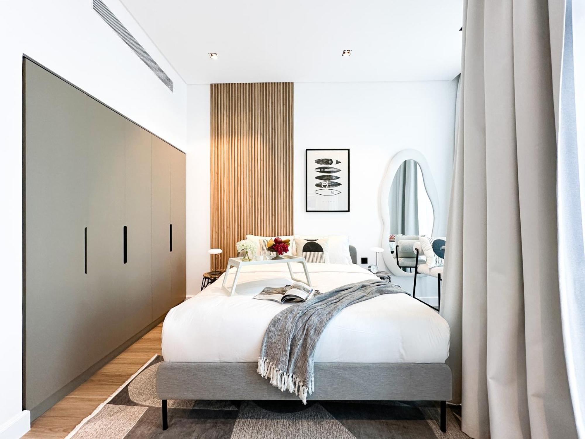 Modern Marvel In Business Bay Apartment Dubai