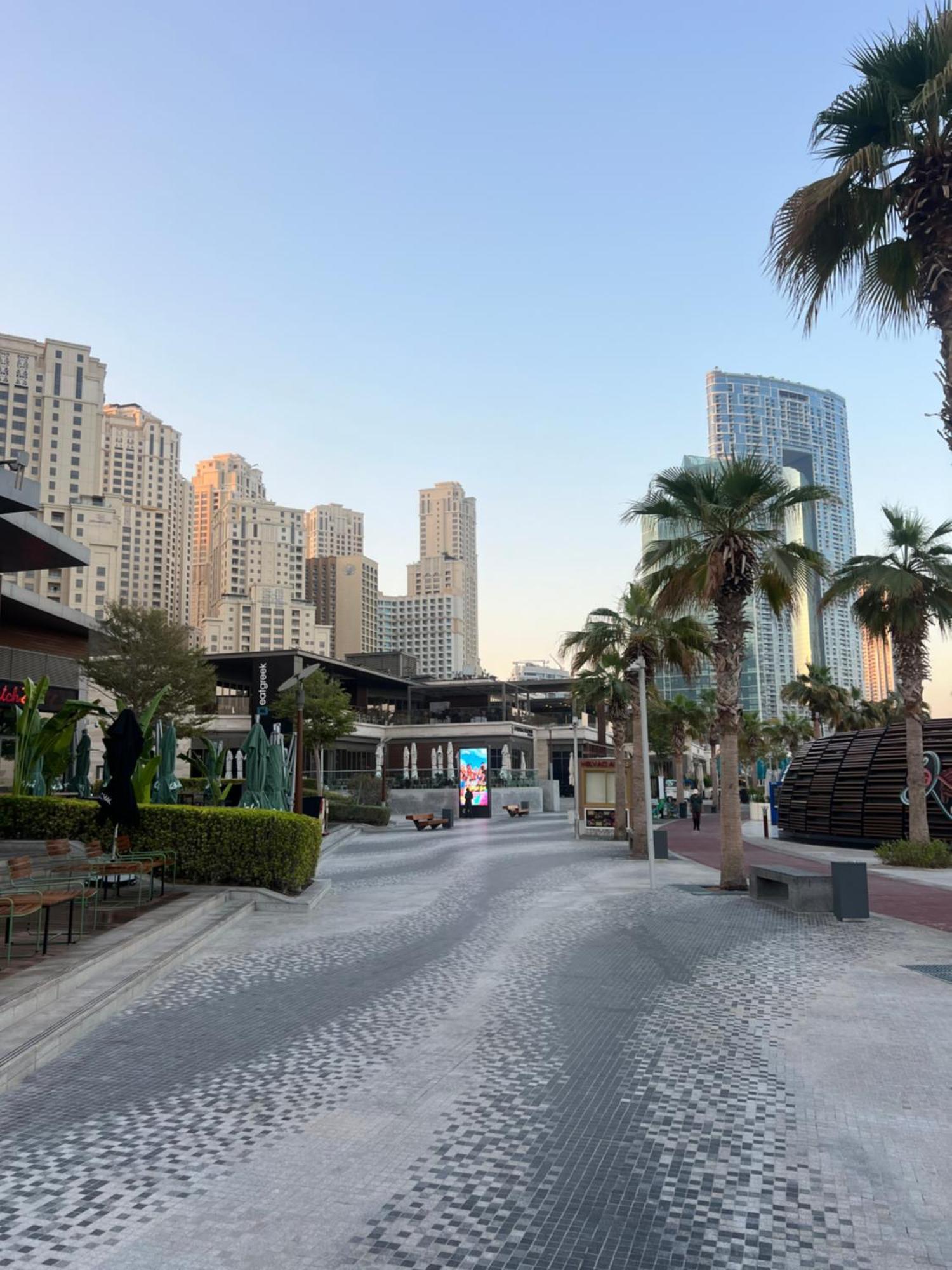 Marina Grand Metro Apartment *
