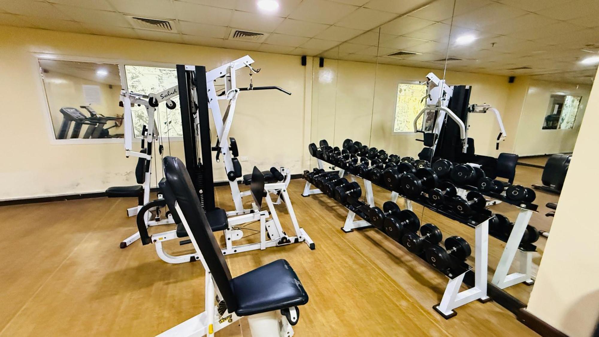 Apartment Spacious With Balcony Trafalgar Tower International Dubai