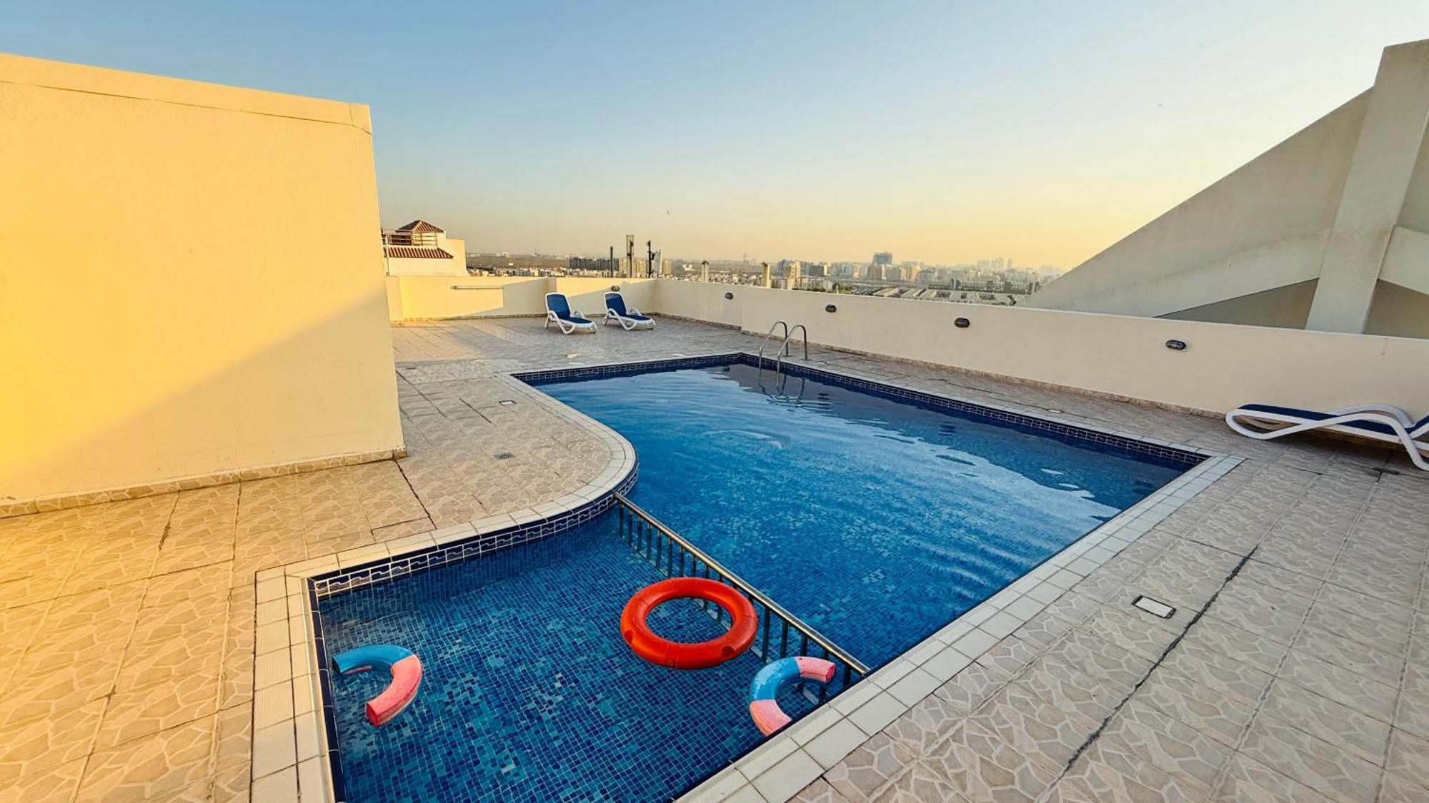 Spacious With Balcony Trafalgar Tower International Dubai