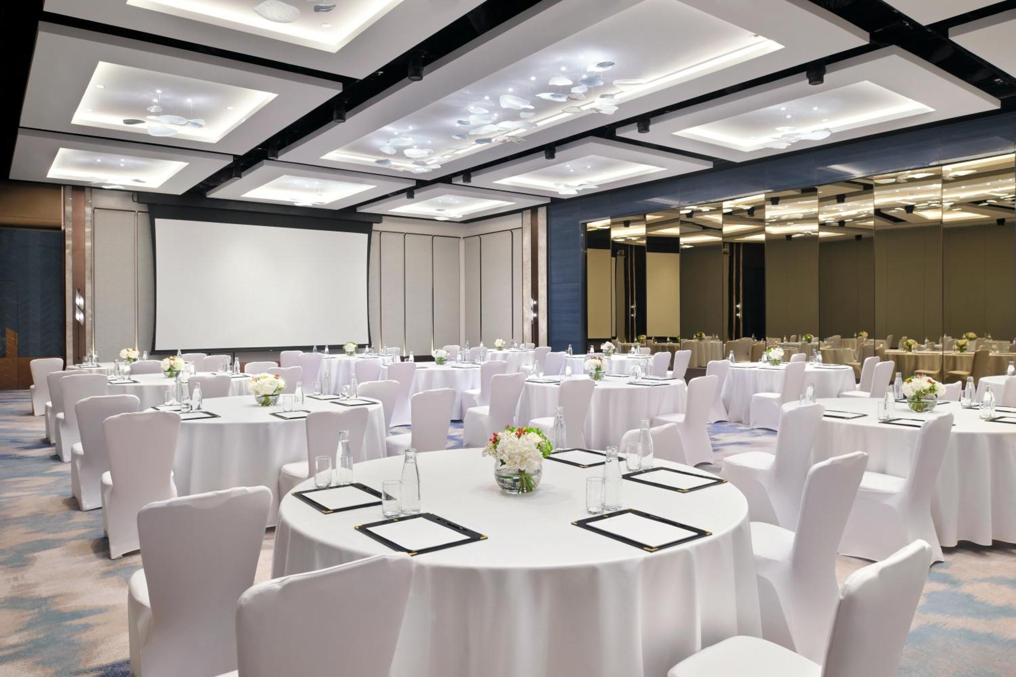 Hotel Crowne Plaza Festival City Dubai