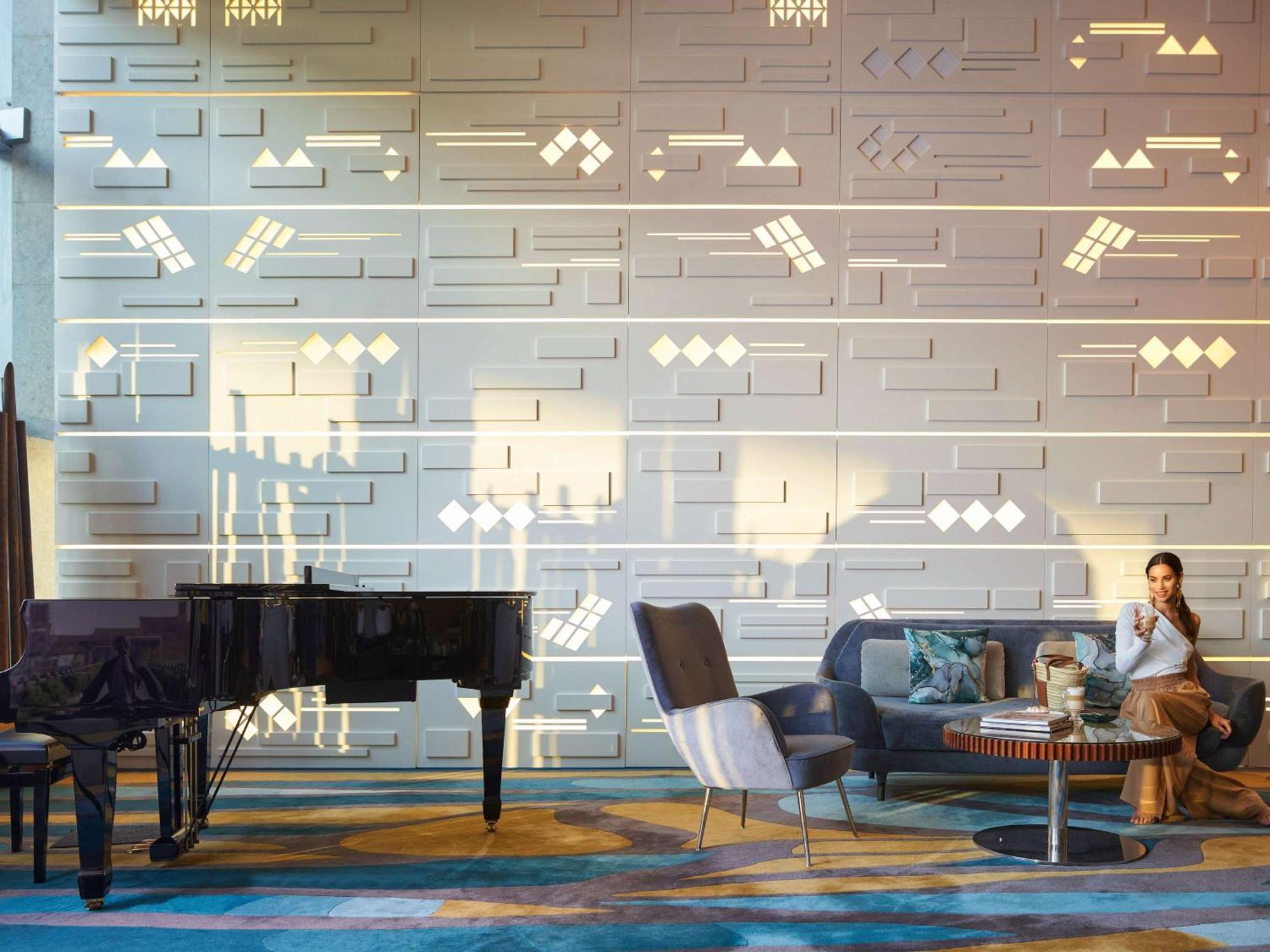 Sofitel Downtown Hotel 5*