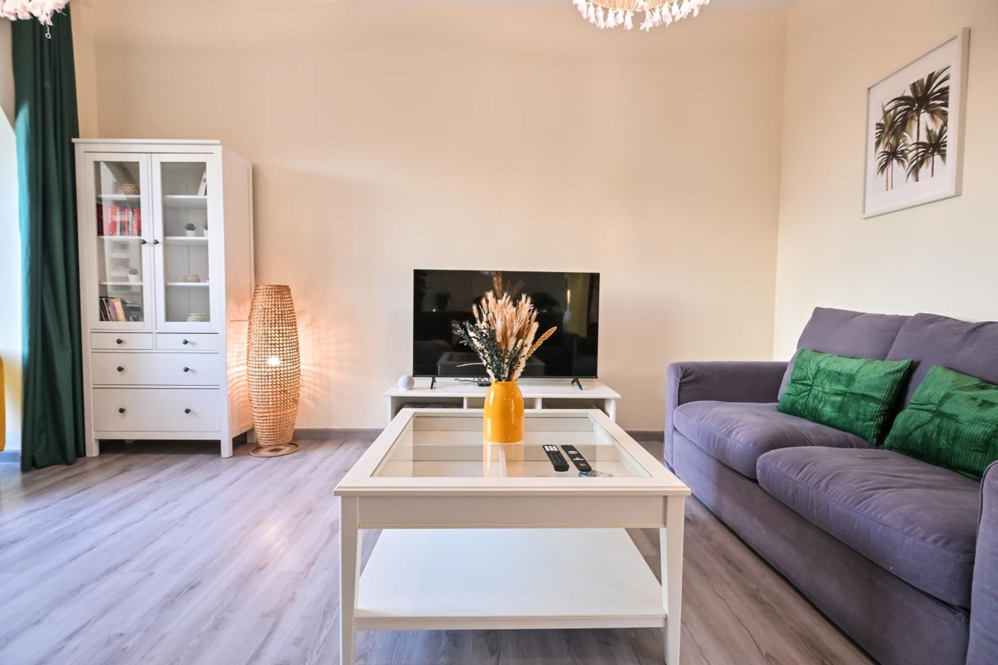 Apartment 7 Beds - Jbr 3 Min Walk Dubai