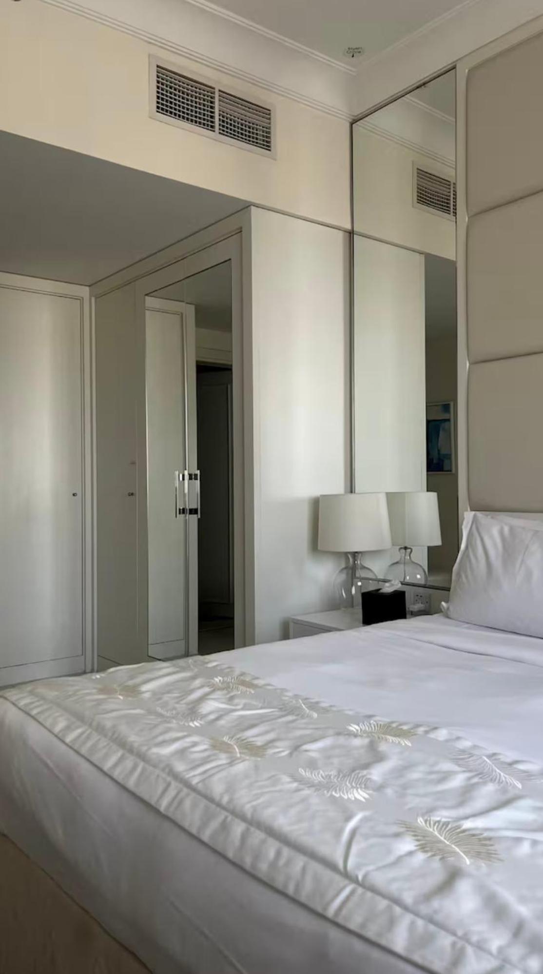 Apartment Downtown - Damac Maison Mall Street *