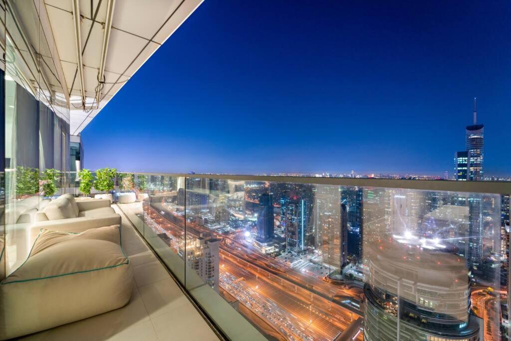 First Class 2br Panoramic View Dubai