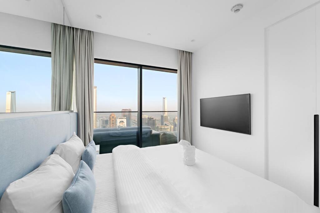 First Class 2br Panoramic View *