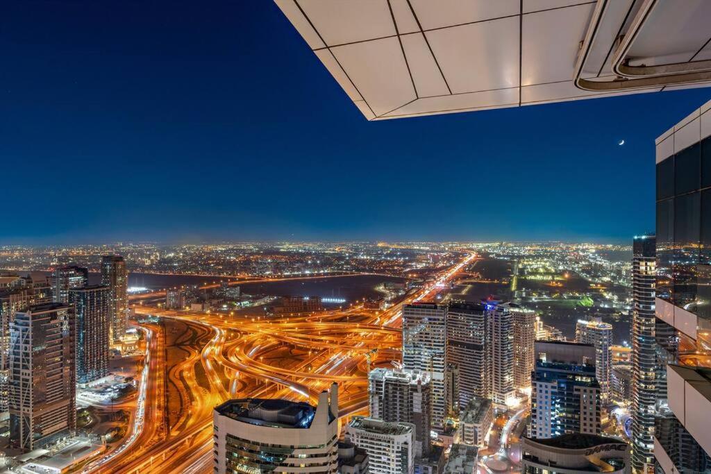 First Class 2br Panoramic View Dubai