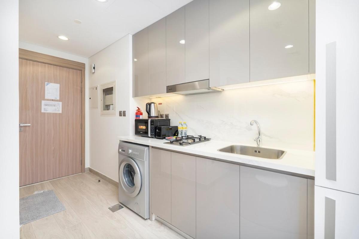 Lovable Studio With Street View At Azizi Riviera In Meydan One Apartment