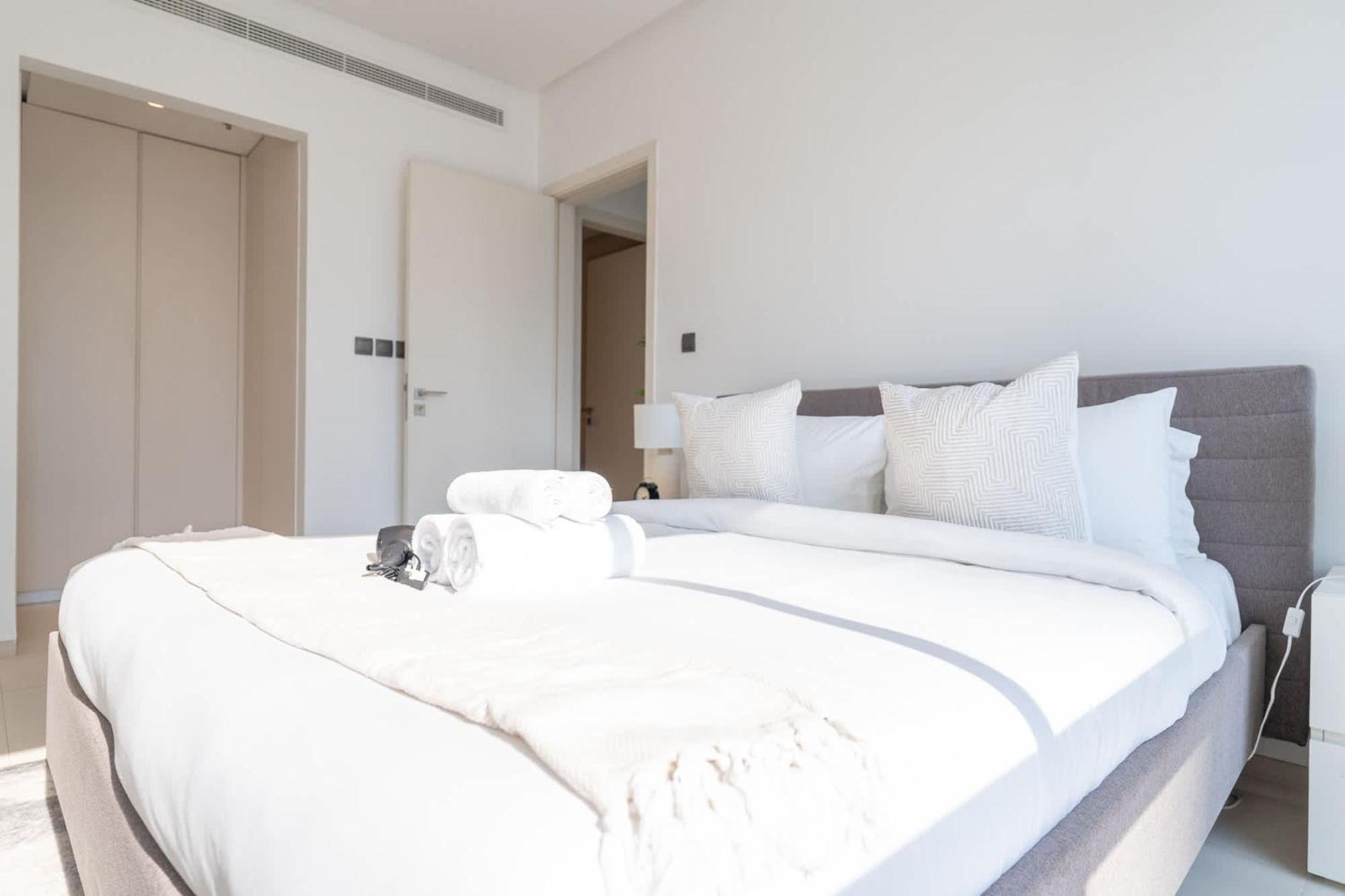 Majestic 1 Bedroom Flat Perfect For 4 In Marina Apartment Dubai