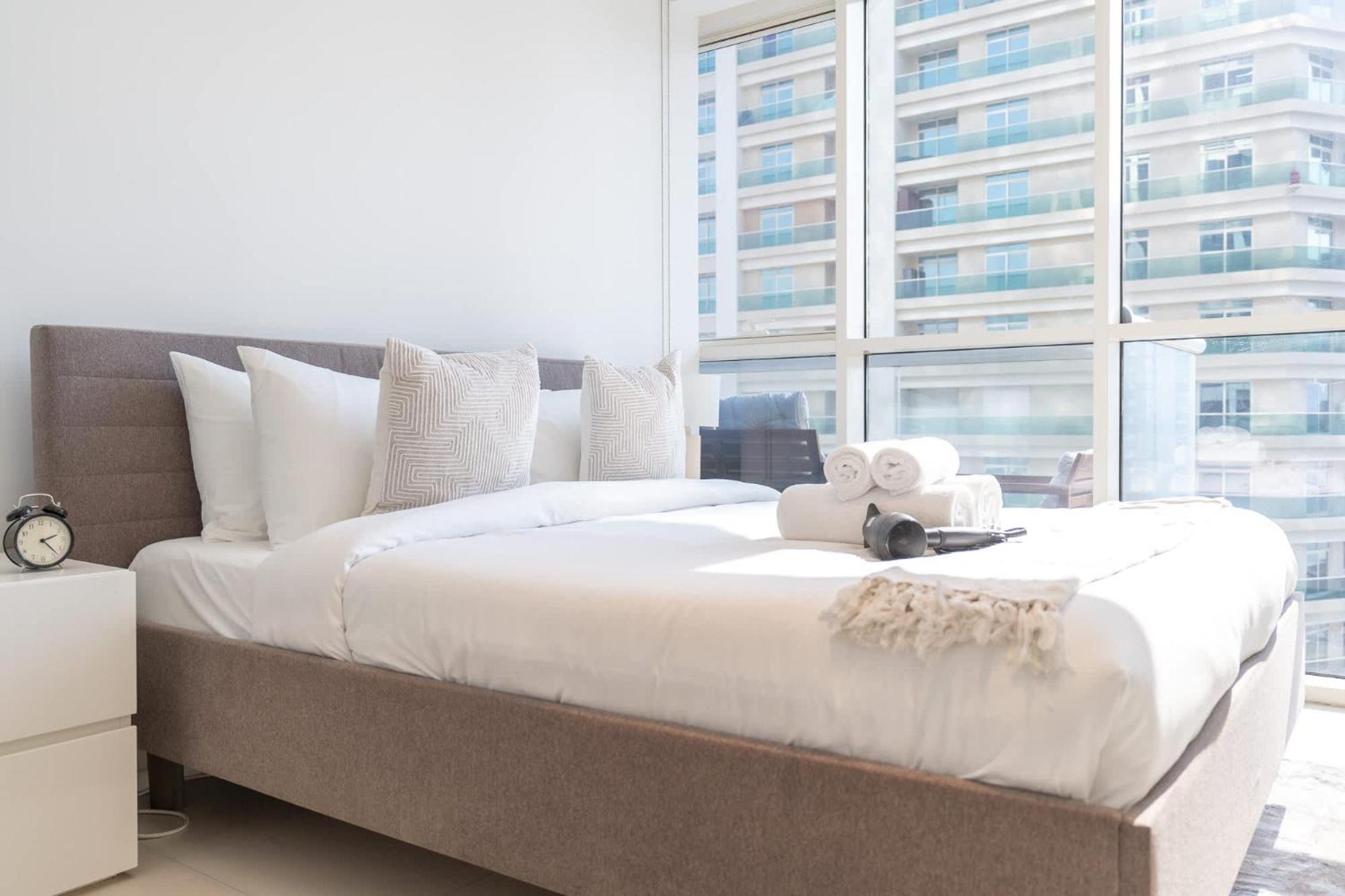 Majestic 1 Bedroom Flat Perfect For 4 In Marina Apartment Dubai