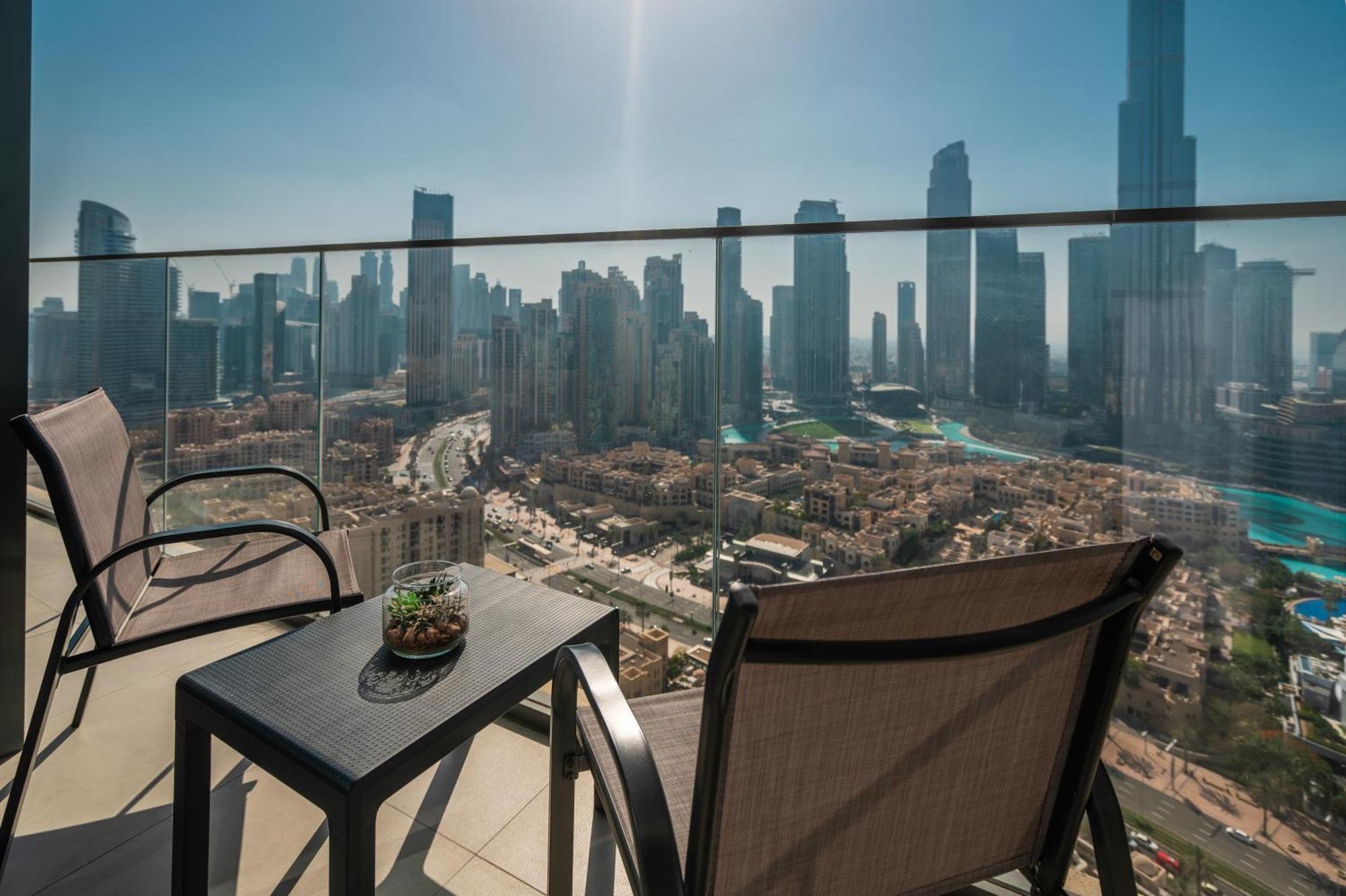 Apartment Prime Retreats @ Burj Royale By Emaar