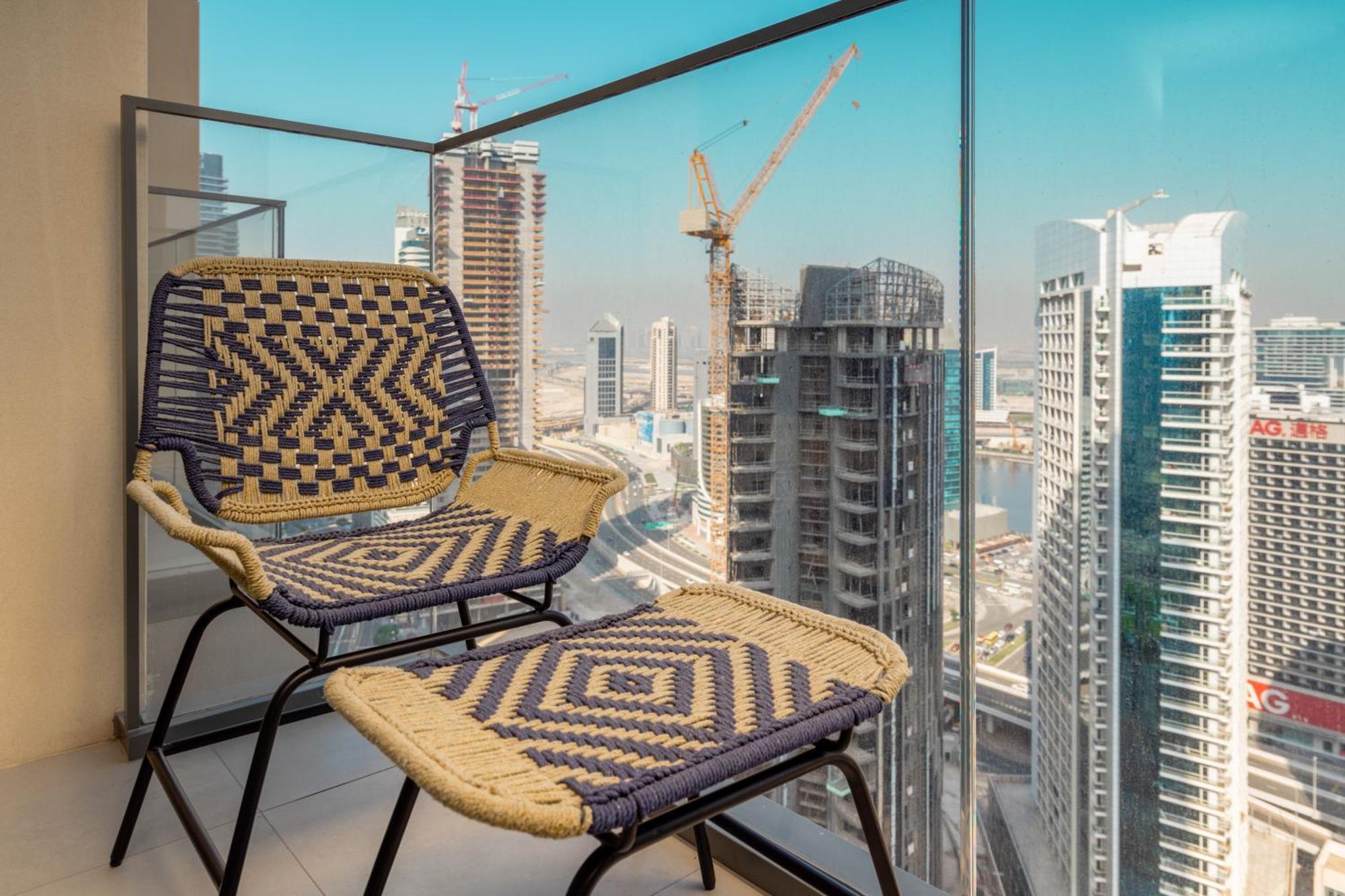 Prime Retreats @ Burj Royale By Emaar Apartment *