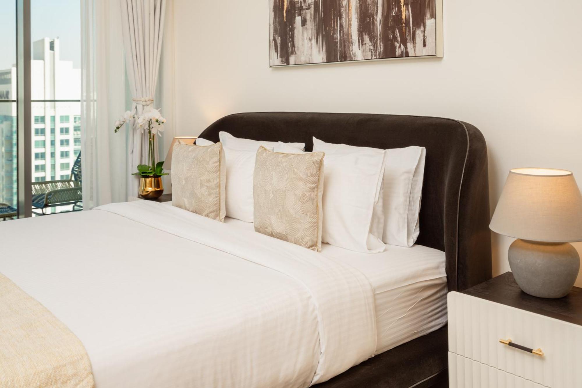 Prime Retreats @ Burj Royale By Emaar Dubai