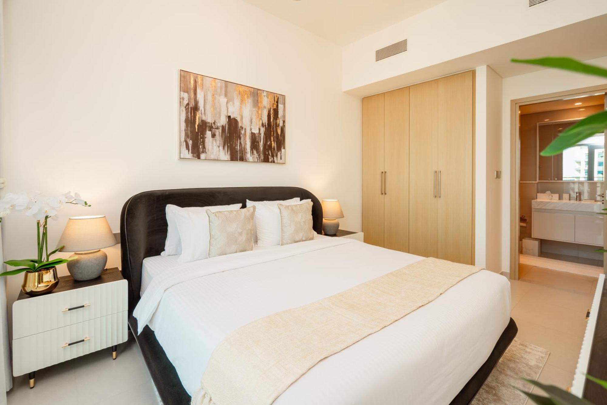 Apartment Prime Retreats @ Burj Royale By Emaar Dubai