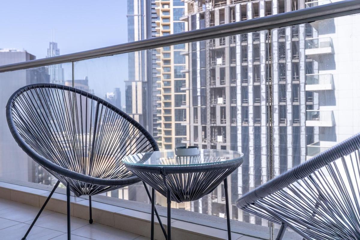 Delightful 1-bedroom Retreat At Burj Views In Downtown Dubai