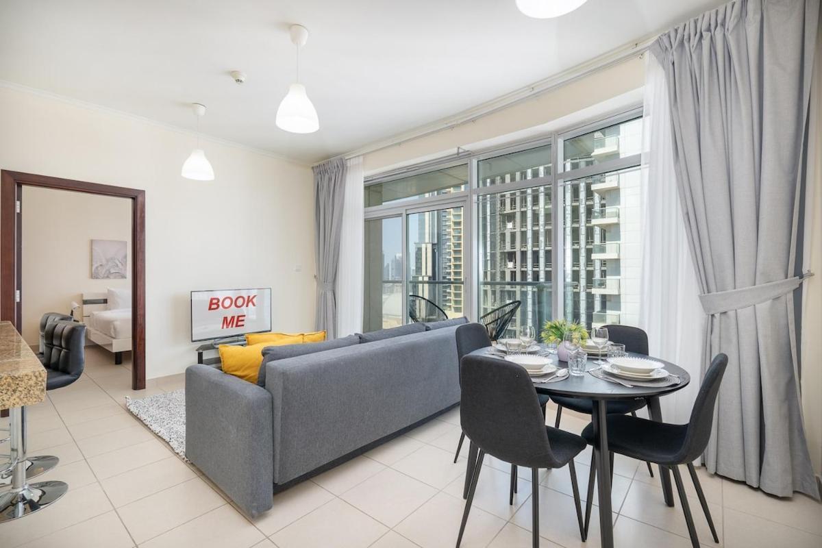 Delightful 1-bedroom Retreat At Burj Views In Downtown Apartment