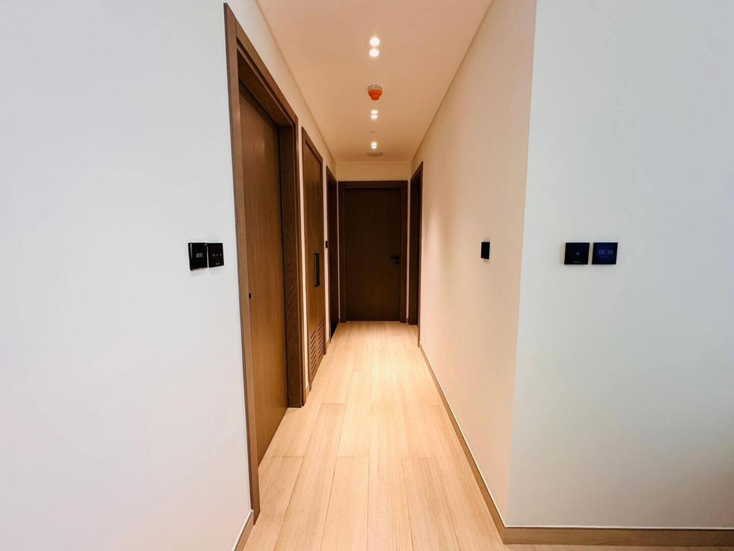 Apartment Brand New 2-bedroom With Balcony Dubai
