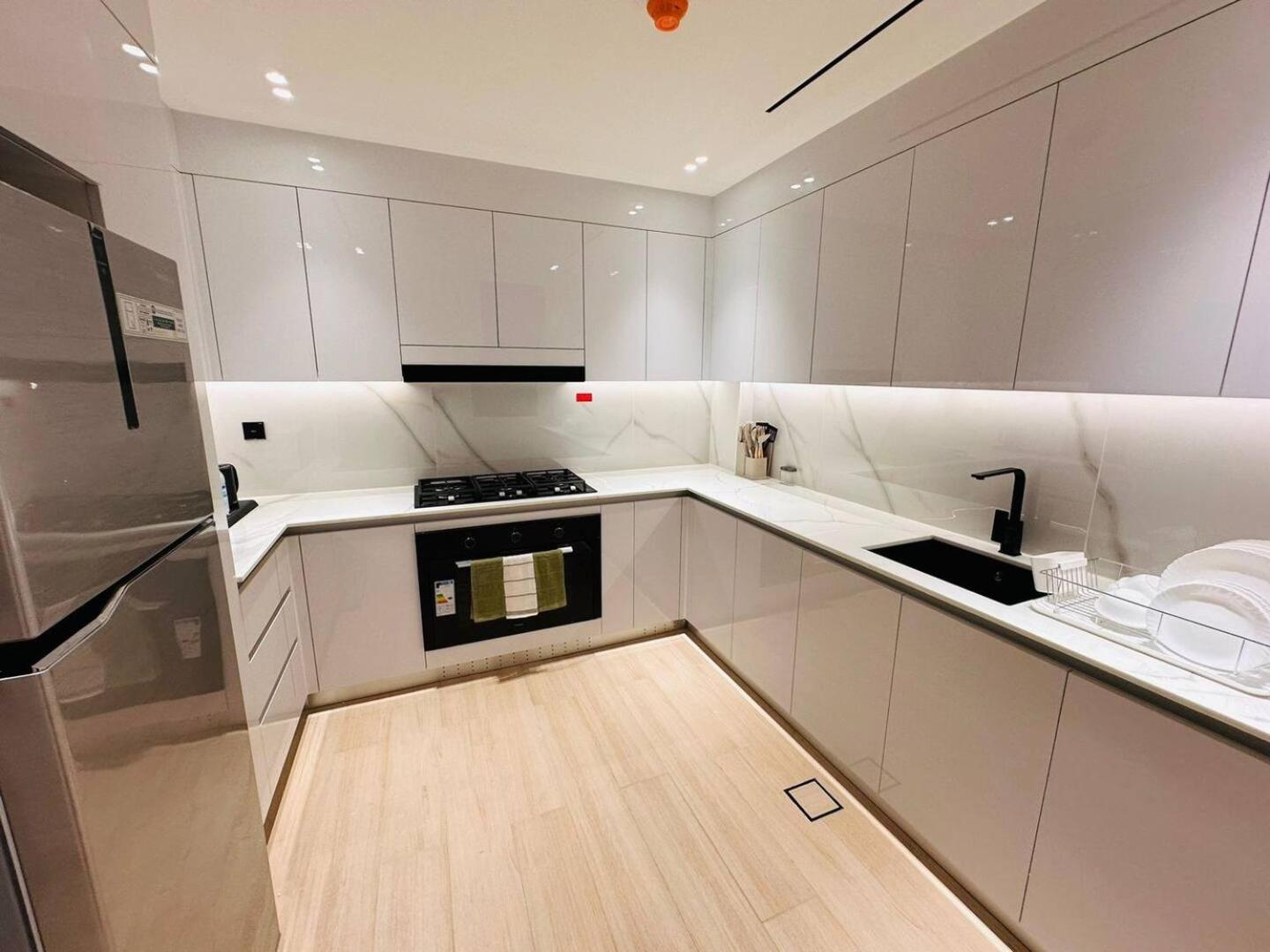 Apartment Brand New 2-bedroom With Balcony Dubai