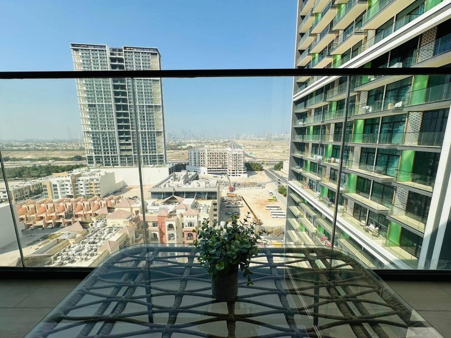Apartment Brand New 2-bedroom With Balcony