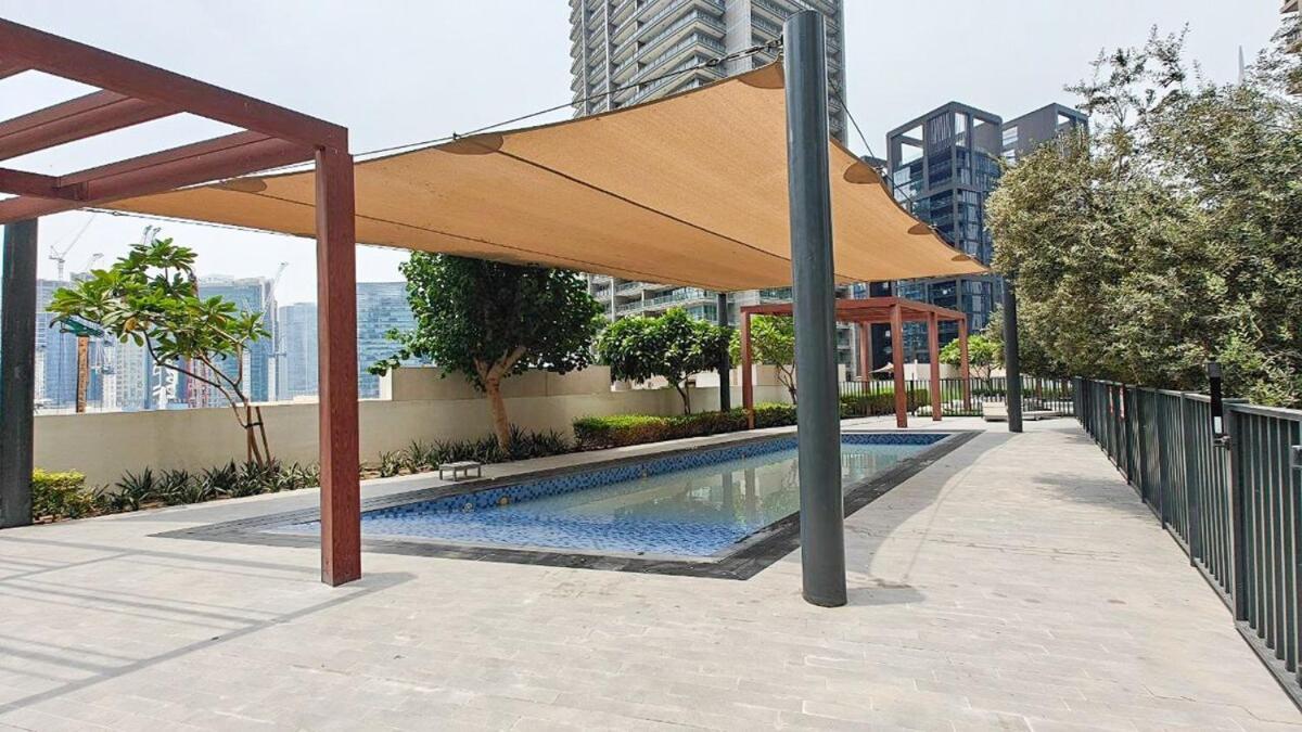 Glamorous 2-bedroom Retreat In Blvd Crescent Near Mall Apartment