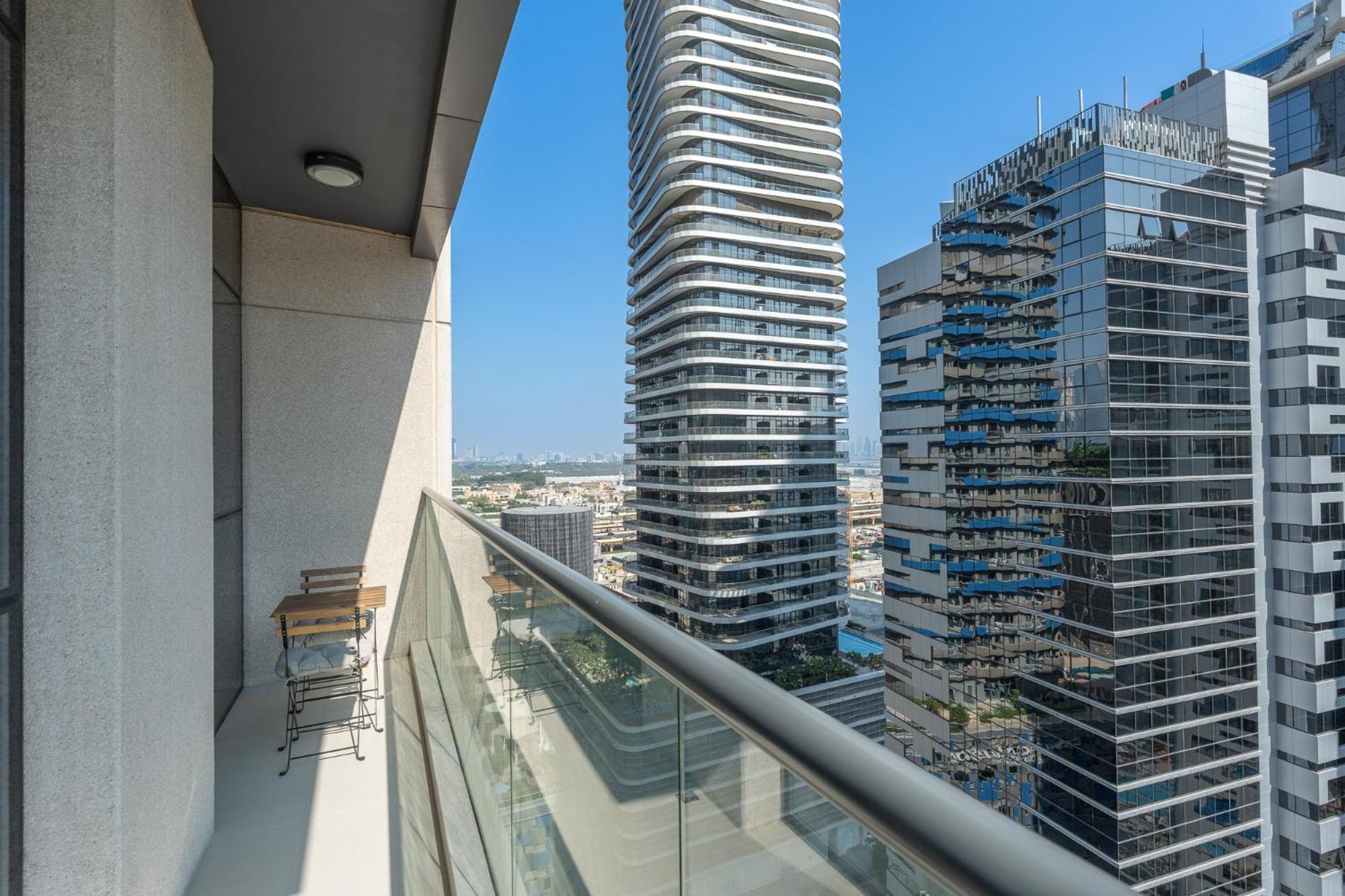 Heaven Crest Homes: Downtown Near Mall & Burj Khalifa