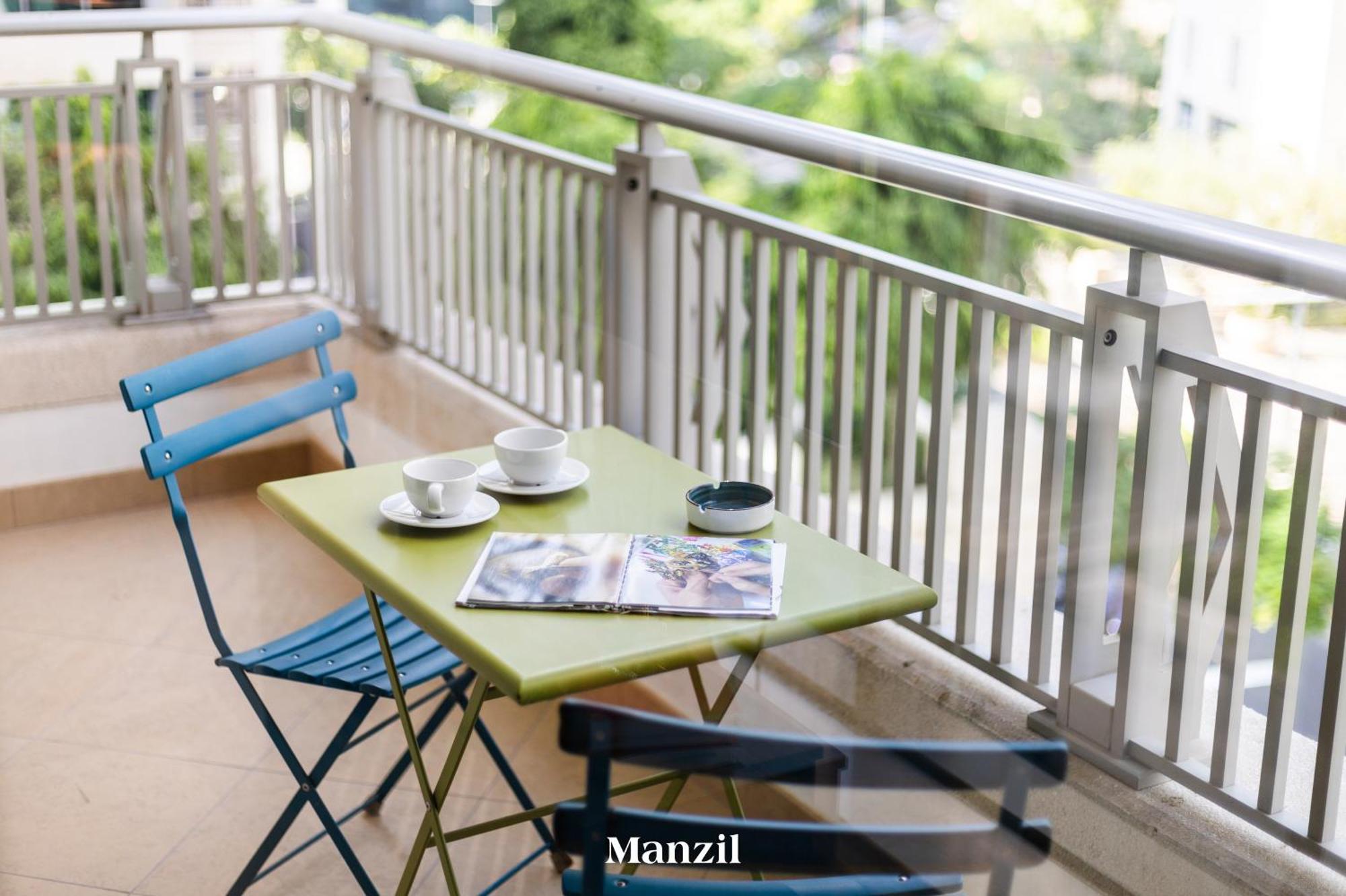 Stylish 2br With Burj Khalifa View Near Mall Apartment *