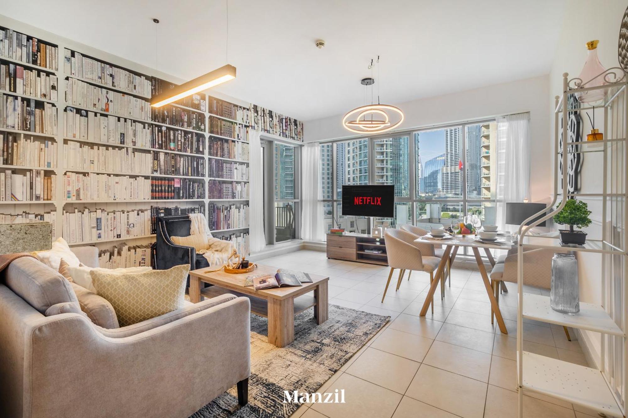 Apartment Stylish 2br With Burj Khalifa View Near Mall Dubai