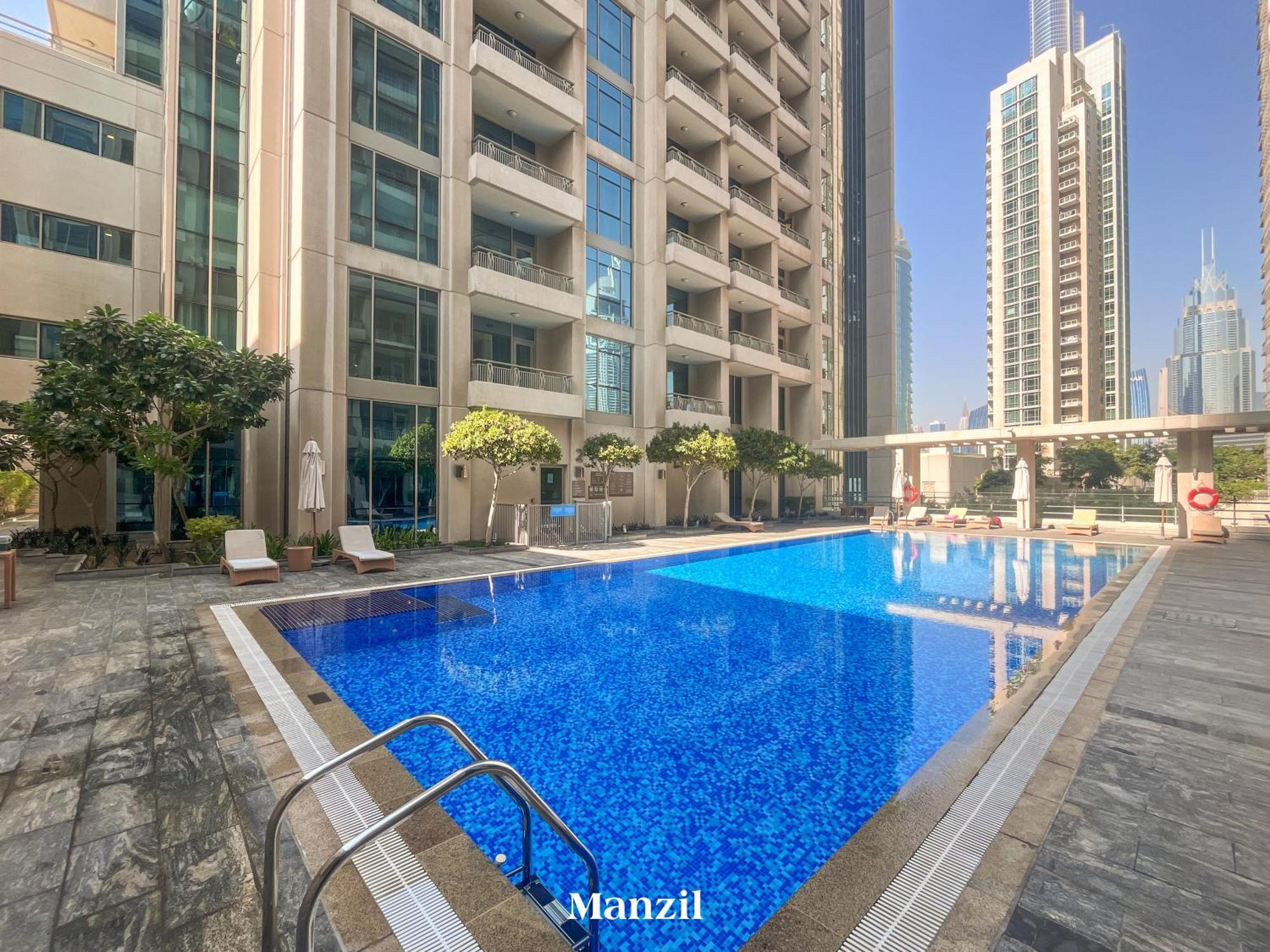 Stylish 2br With Burj Khalifa View Near Mall