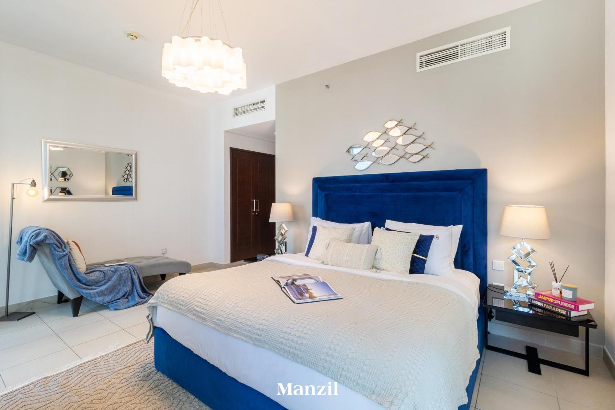 Stylish 2br With Burj Khalifa View Near Mall *