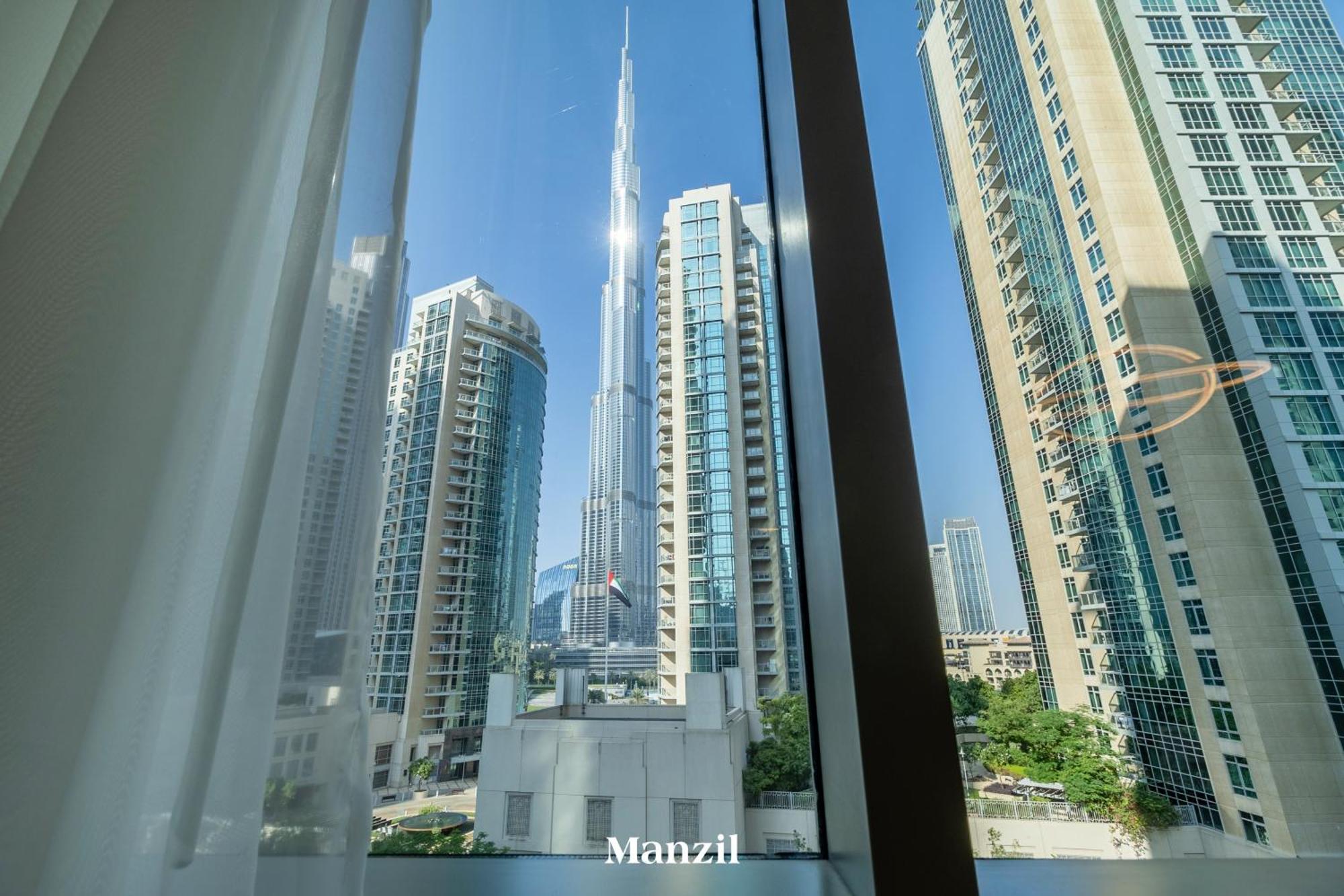 Stylish 2br With Burj Khalifa View Near Mall