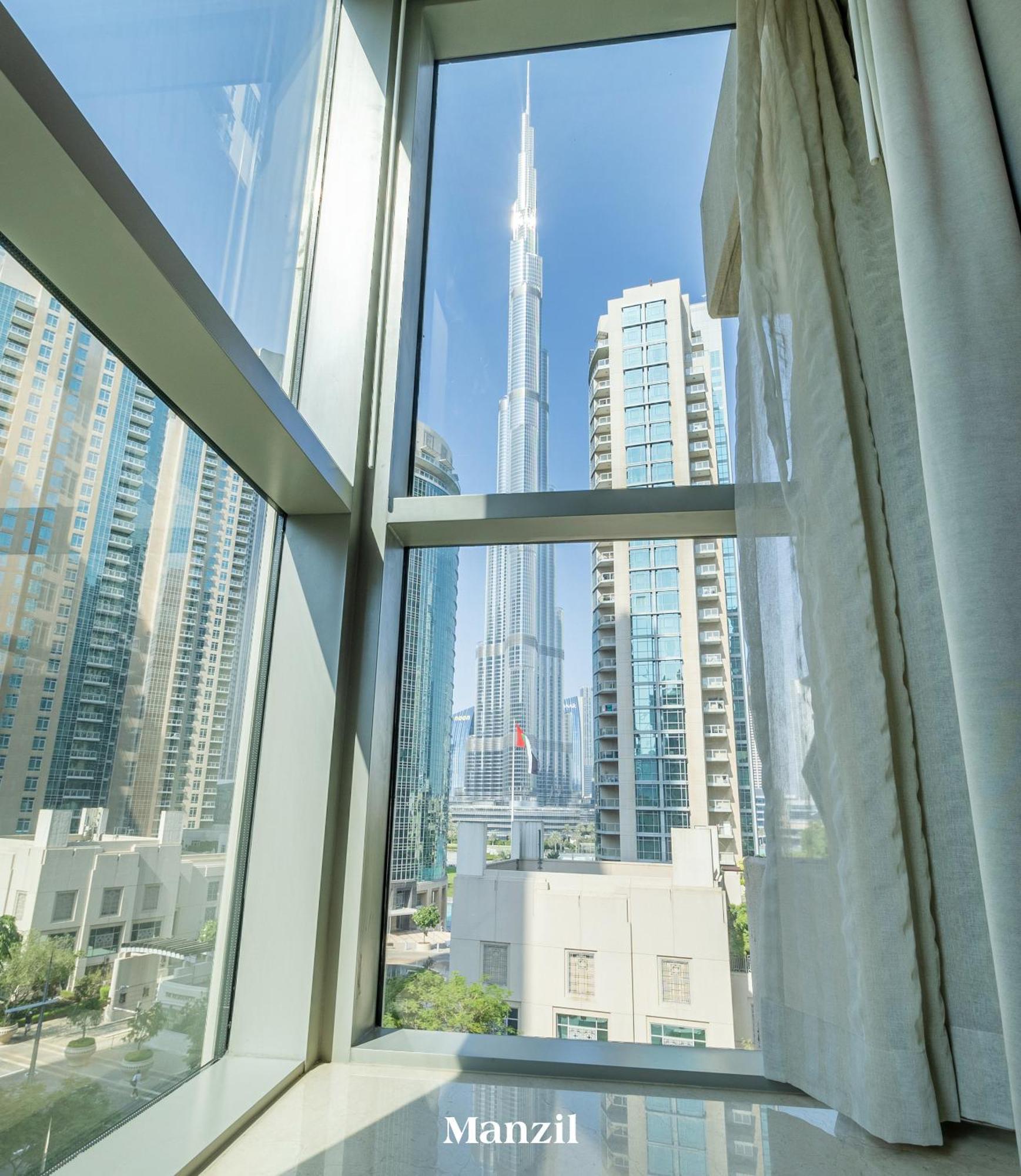 Apartment Stylish 2br With Burj Khalifa View Near Mall Dubai