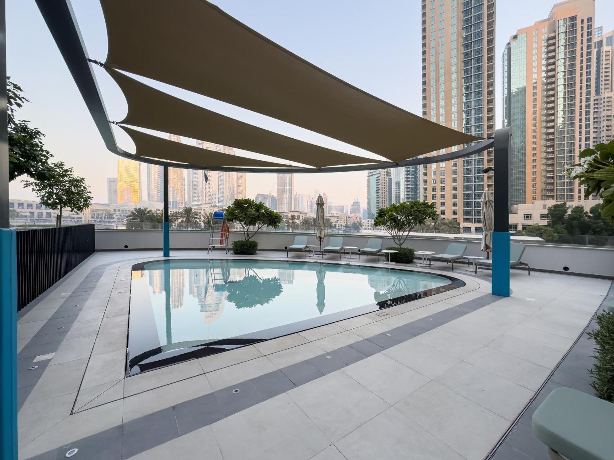 Smartstay At Grande Signature - Burj Khalifa View - 5 Min Mall - Downtown - Brand New Luxury Apartment