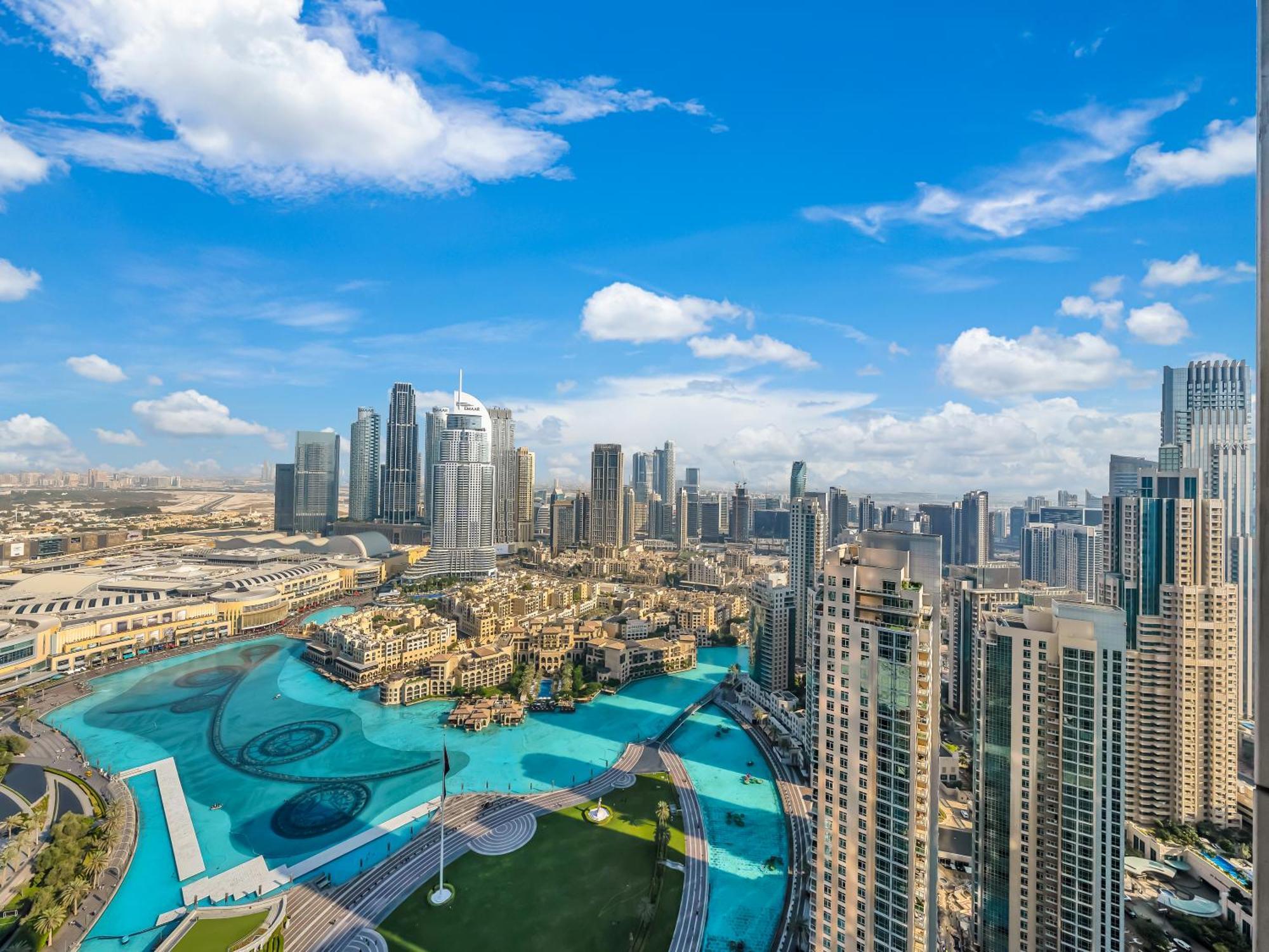 Smartstay At Grande Signature - Burj Khalifa View - 5 Min Mall - Downtown - Brand New Luxury Dubai