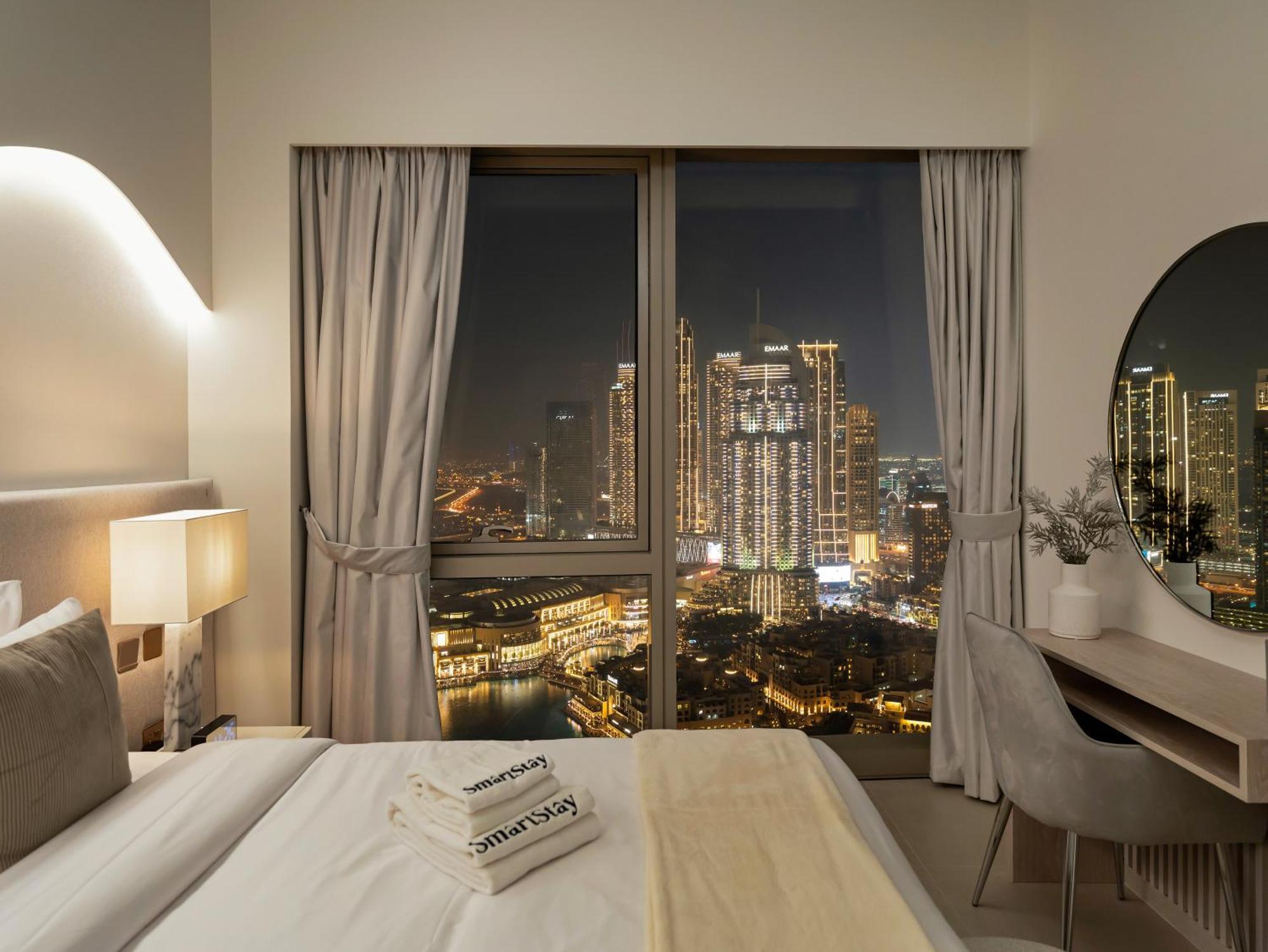 Smartstay At Grande Signature - Burj Khalifa View - 5 Min Mall - Downtown - Brand New Luxury
