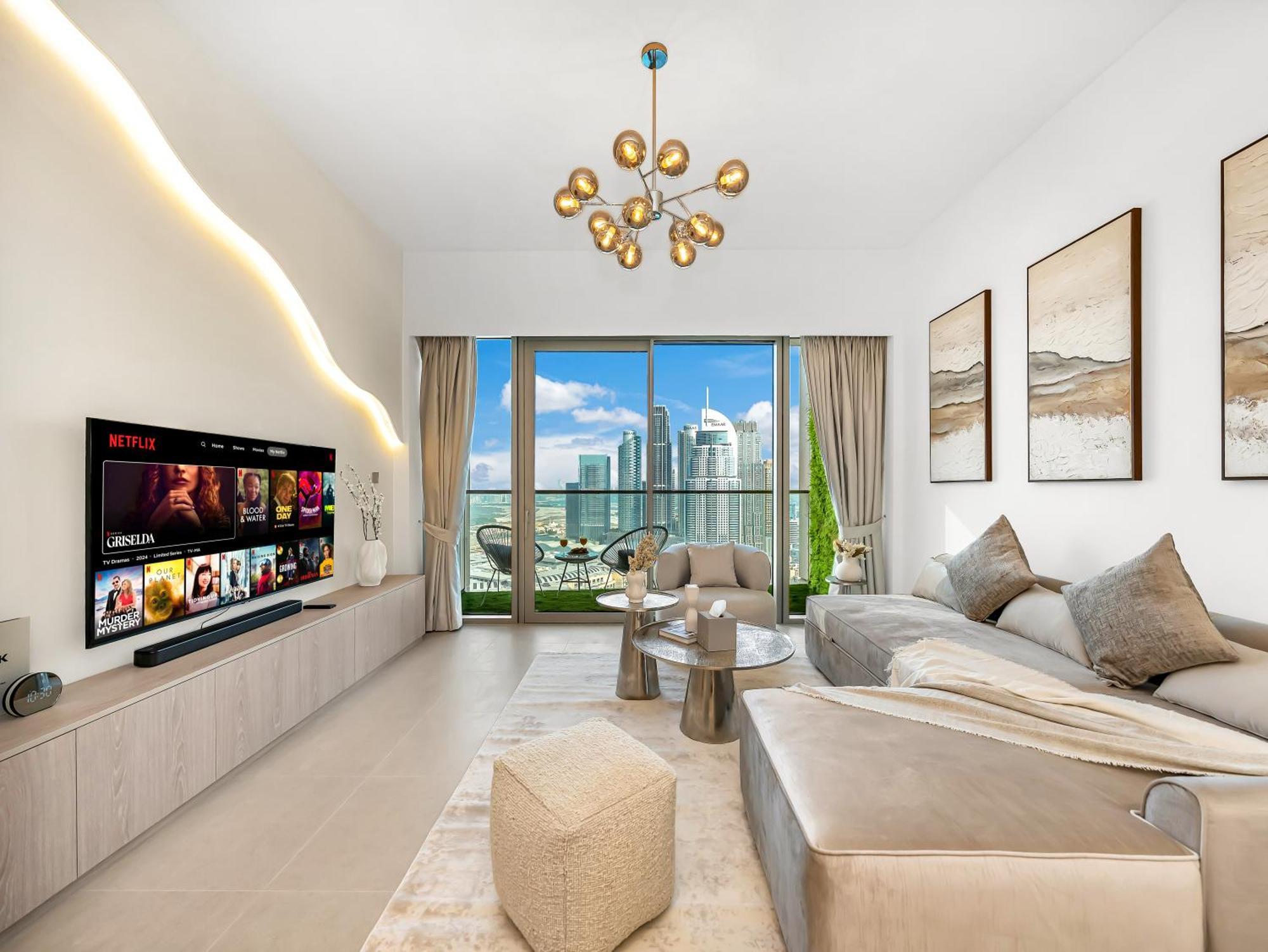 Smartstay At Grande Signature - Burj Khalifa View - 5 Min Mall - Downtown - Brand New Luxury Dubai