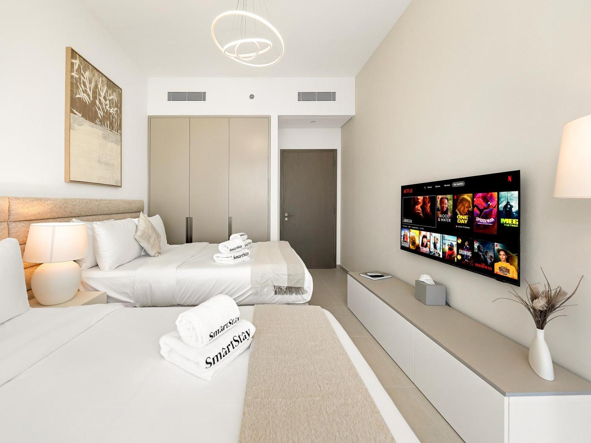 Smartstay At Grande Signature - Burj Khalifa View - 5 Min Mall - Downtown - Brand New Luxury Dubai