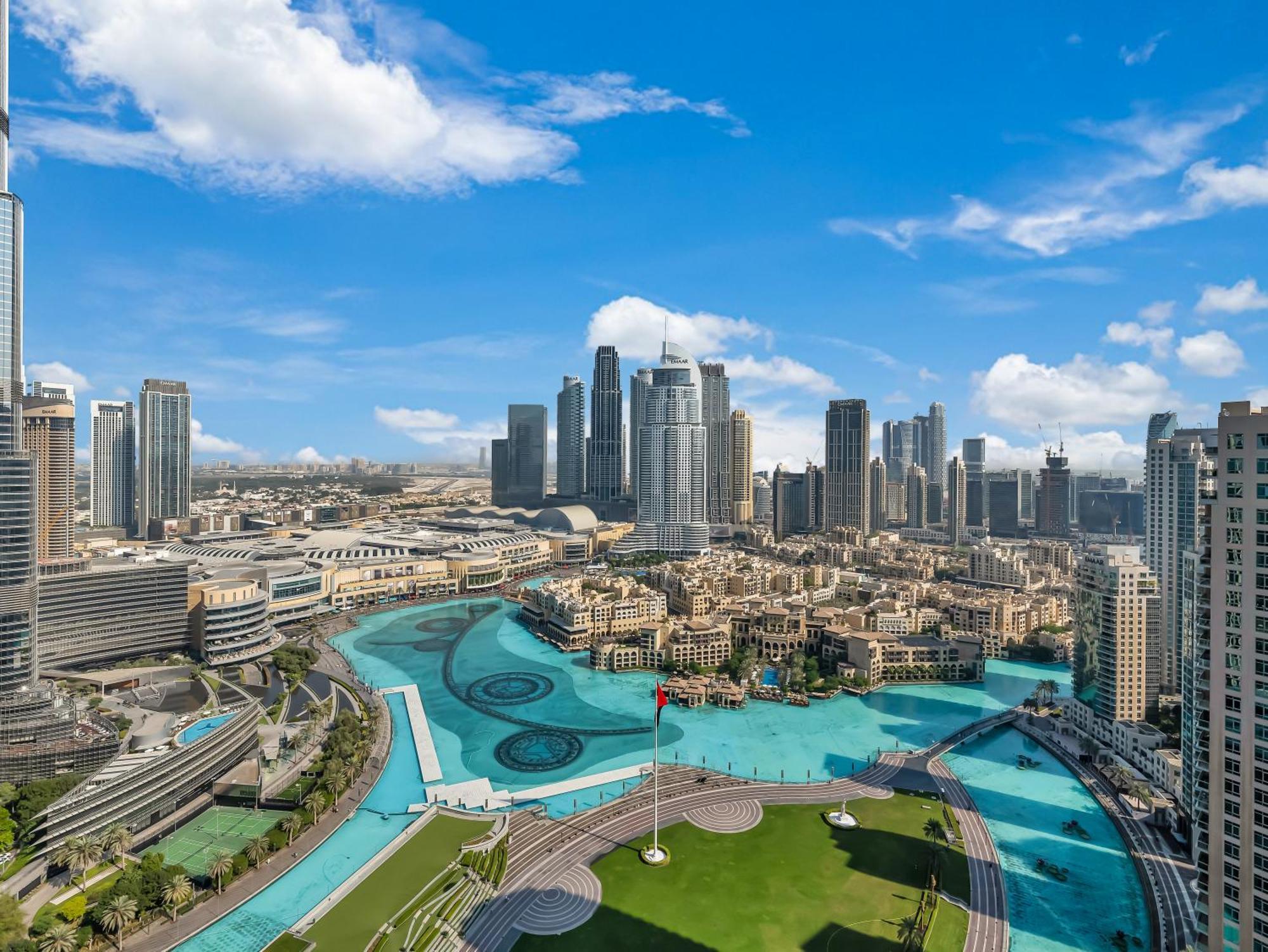 Smartstay At Grande Signature - Burj Khalifa View - 5 Min Mall - Downtown - Brand New Luxury Apartment *