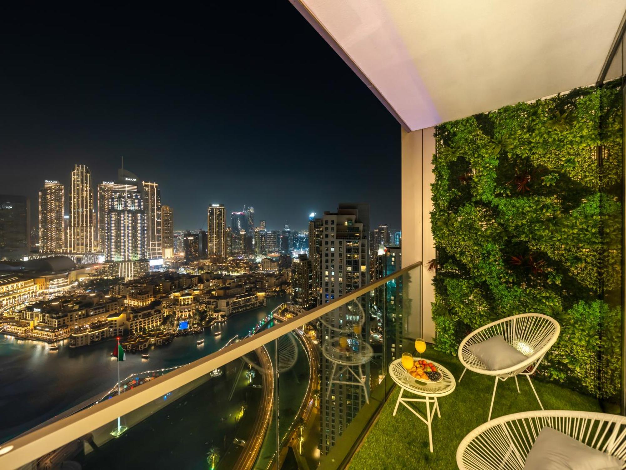 Smartstay At Grande Signature - Burj Khalifa View - 5 Min Mall - Downtown - Brand New Luxury * Dubai