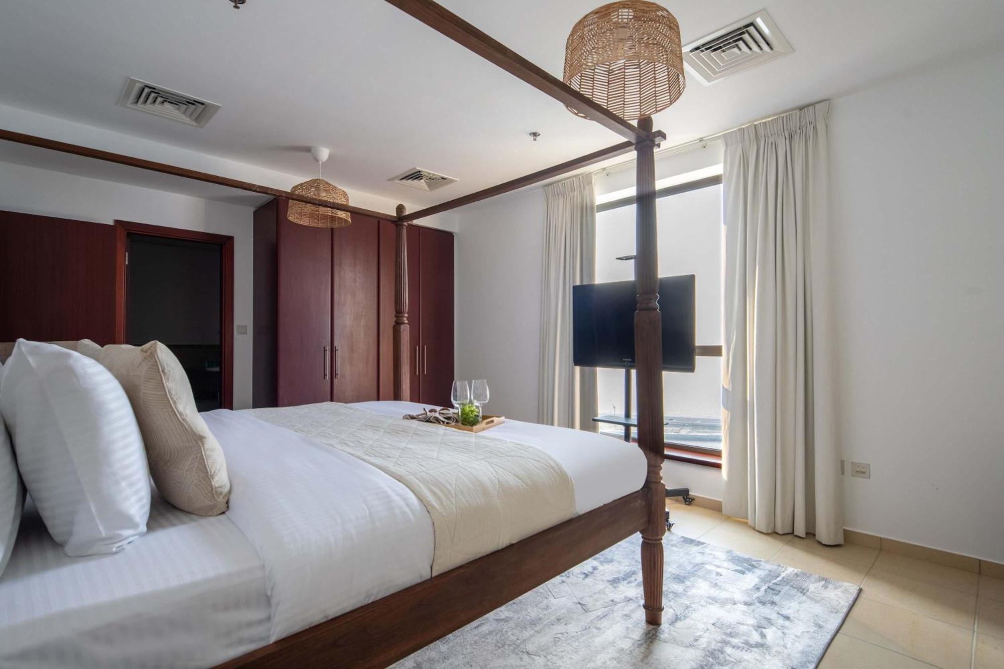 Apartment Frank Porter - Shams 4 Dubai