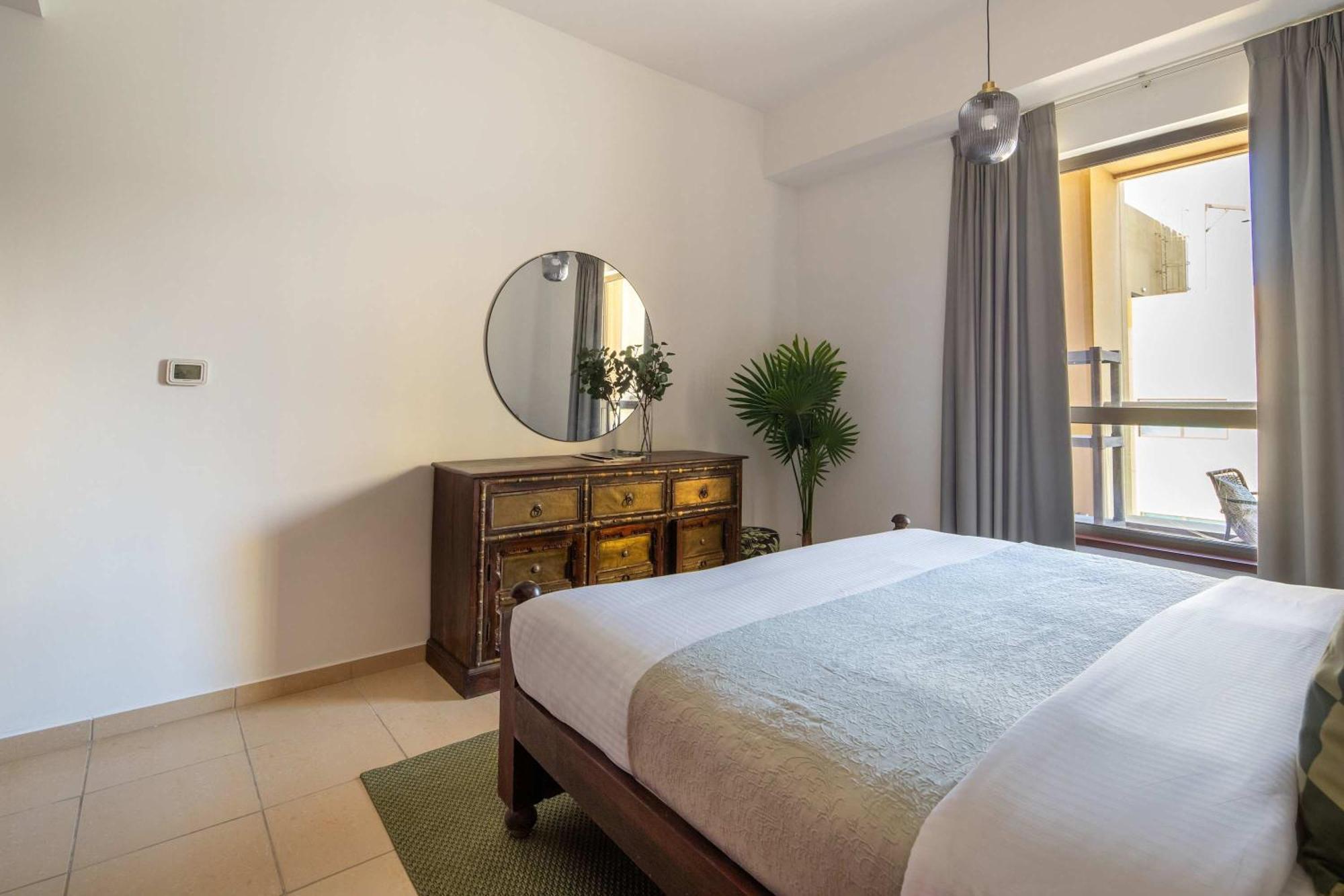 Apartment Frank Porter - Shams 4 Dubai
