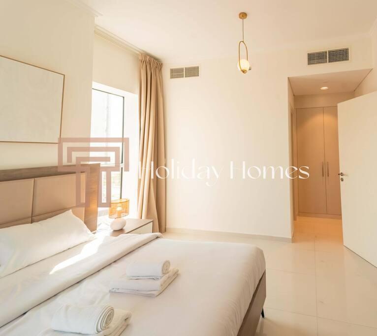 Brand New Modern One Bed Luxury Apartment