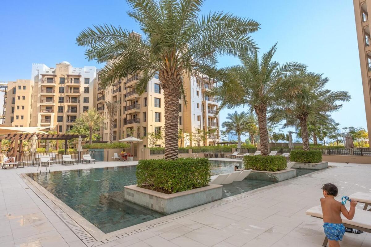 Apartment Warm And Earthy 1-bedroom Perfect For Family In Madinat Jumeirah Living! *